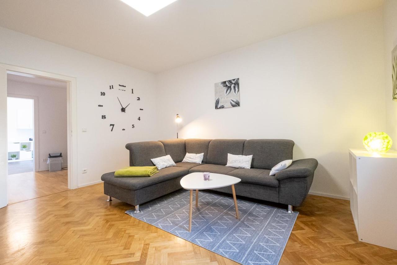 Ferienwohnung Zum Wohlfuehlen エッセン エクステリア 写真